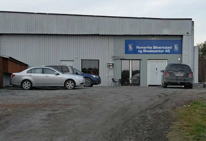 Romerike Bilverksted og Skadesenter AS bygg